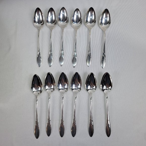 Community Vintage Silverware Set 64 Pieces Cutlery Knives Spoons Forks - Picture 9 of 13